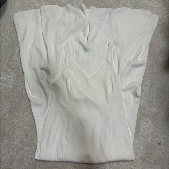 Lulus White Evening Gown Twist Open Back - size XL - Picture 3 of 5